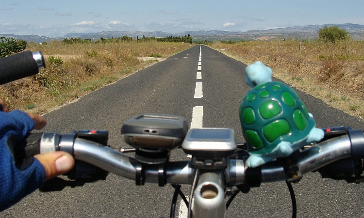 On the way to Opoul Périlles